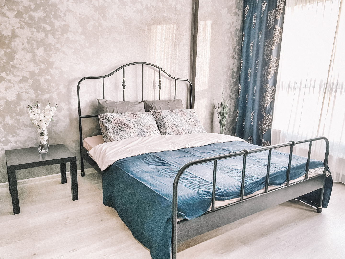 Апартаменты Cozy on Komendantskiy 55