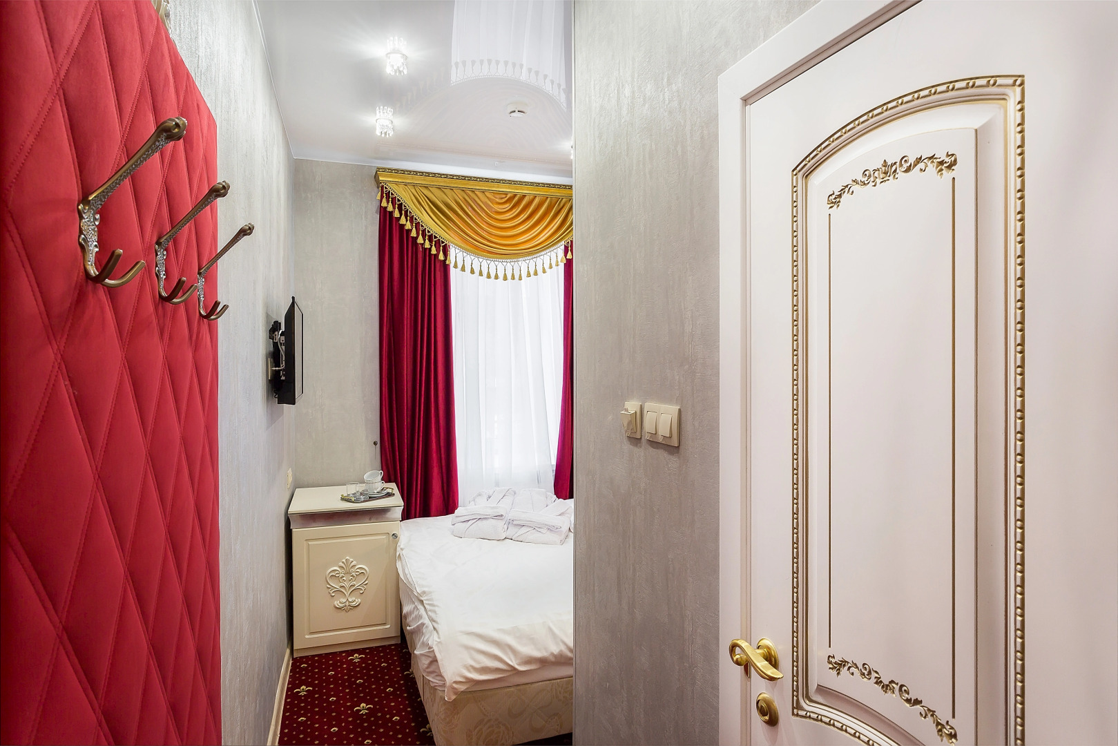 Отель Сан-Ремо