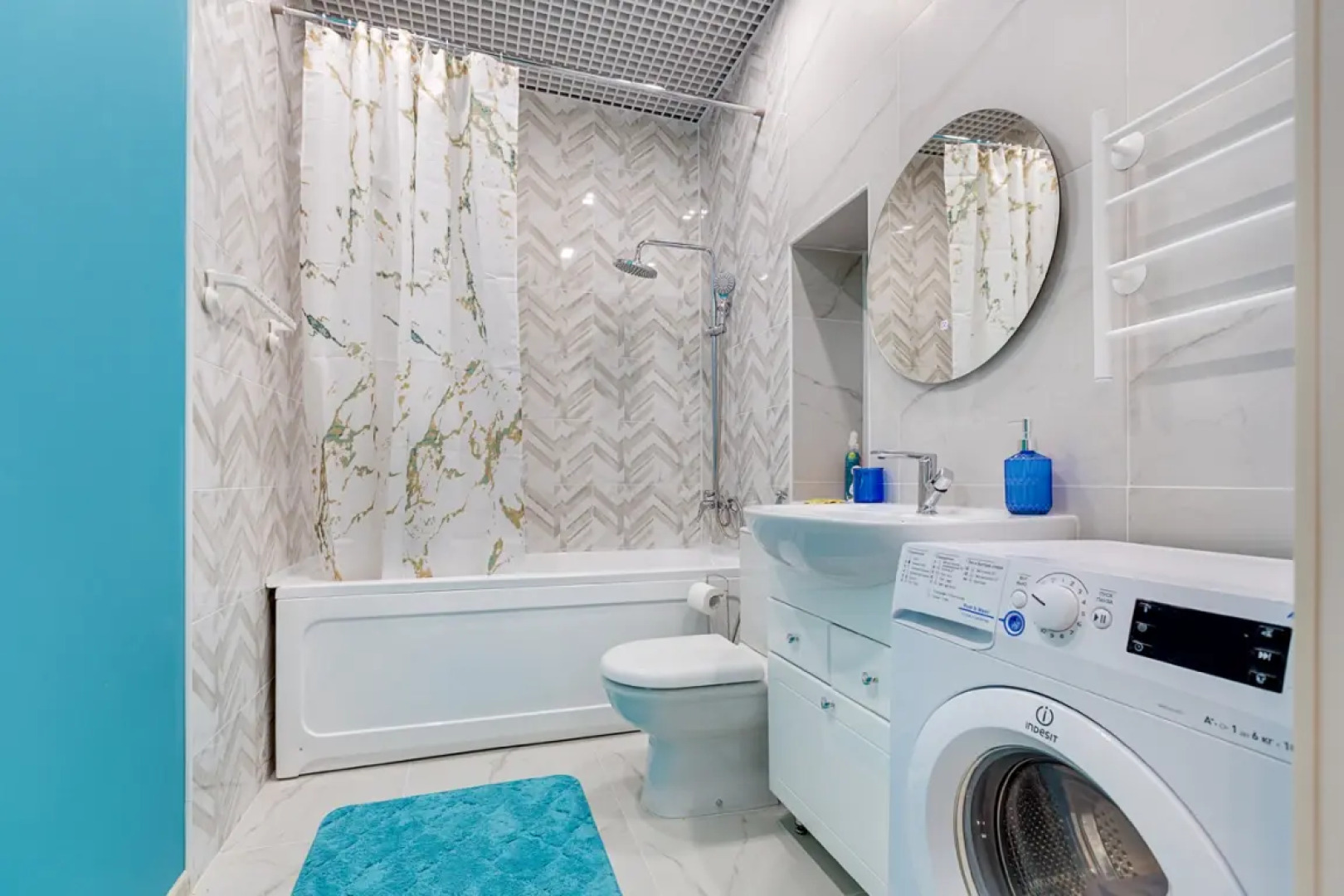 Апартаменты Бирюза и Подсолнух ВПитер на сутки 1