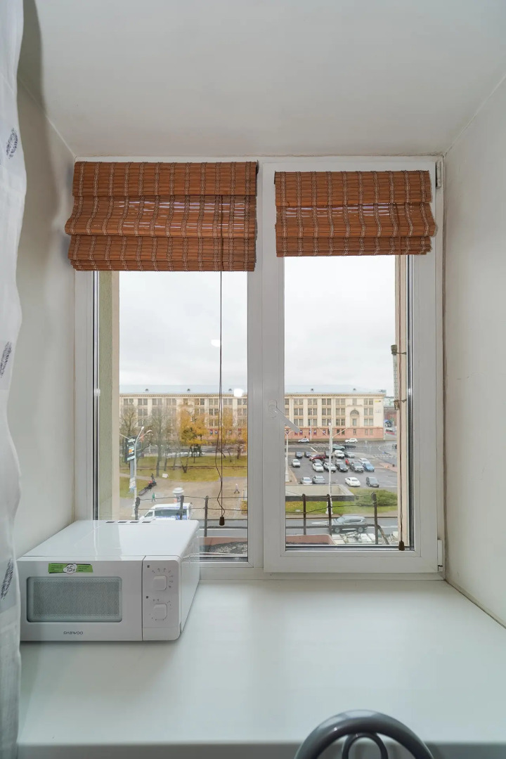 Трехкомнатная Квартира на проспекте Независимости 52