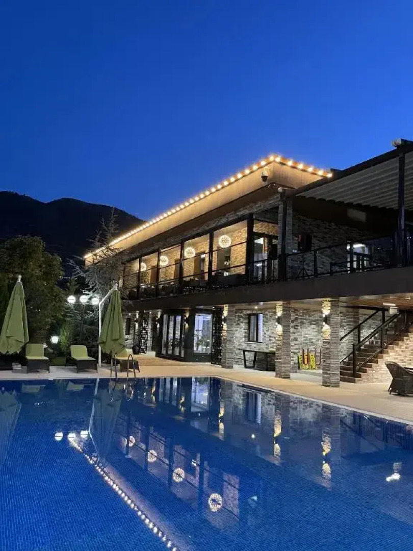 Курортный отель Sherwood