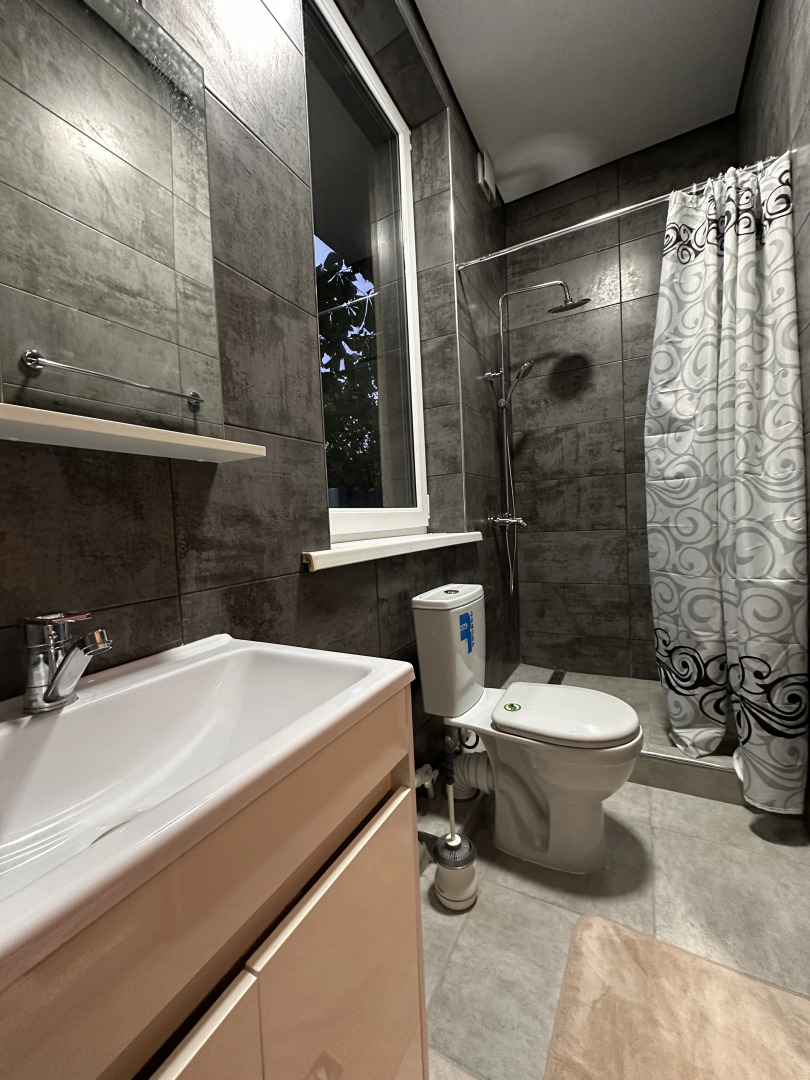 Отель Ревивал