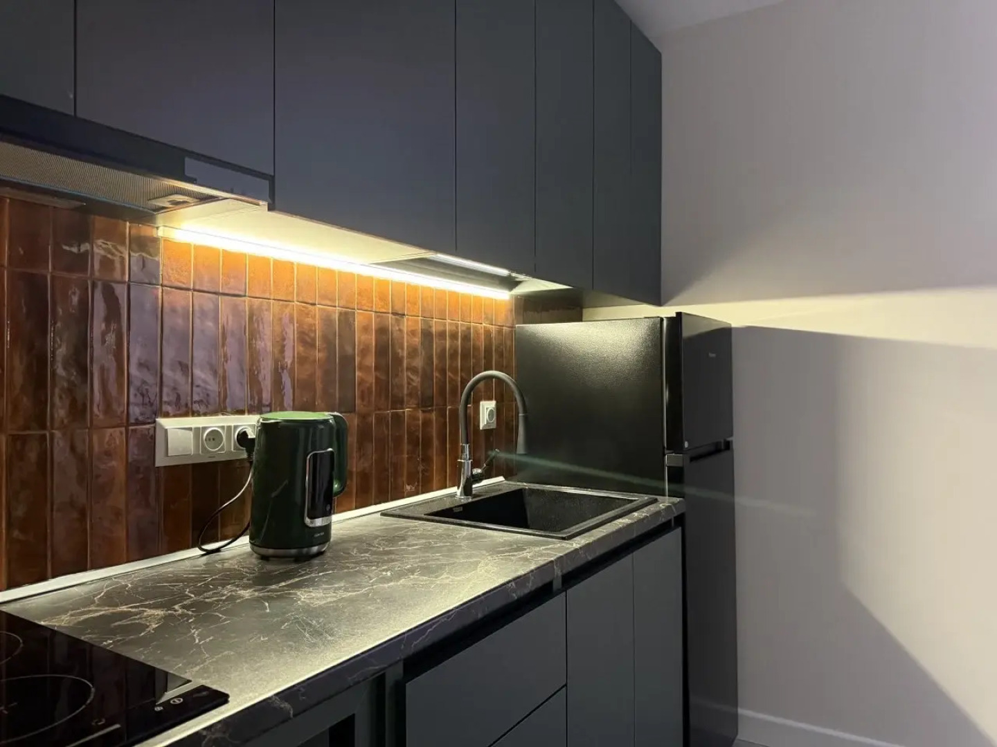 Квартира New trendy 1bd apt, Unbeatable location