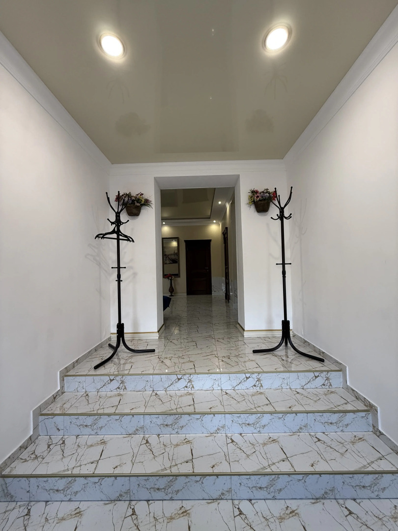 Частный дом с сауной и бассейном в курортной зоне