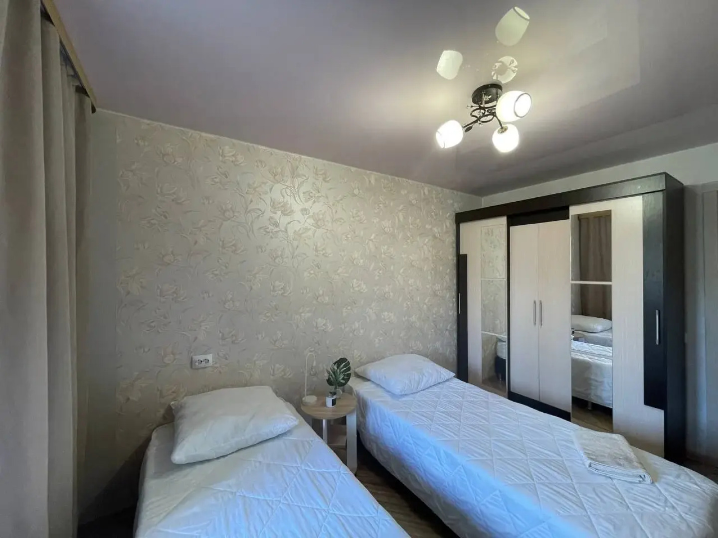 Квартира 3-к. 70 м² 6 Кроватей