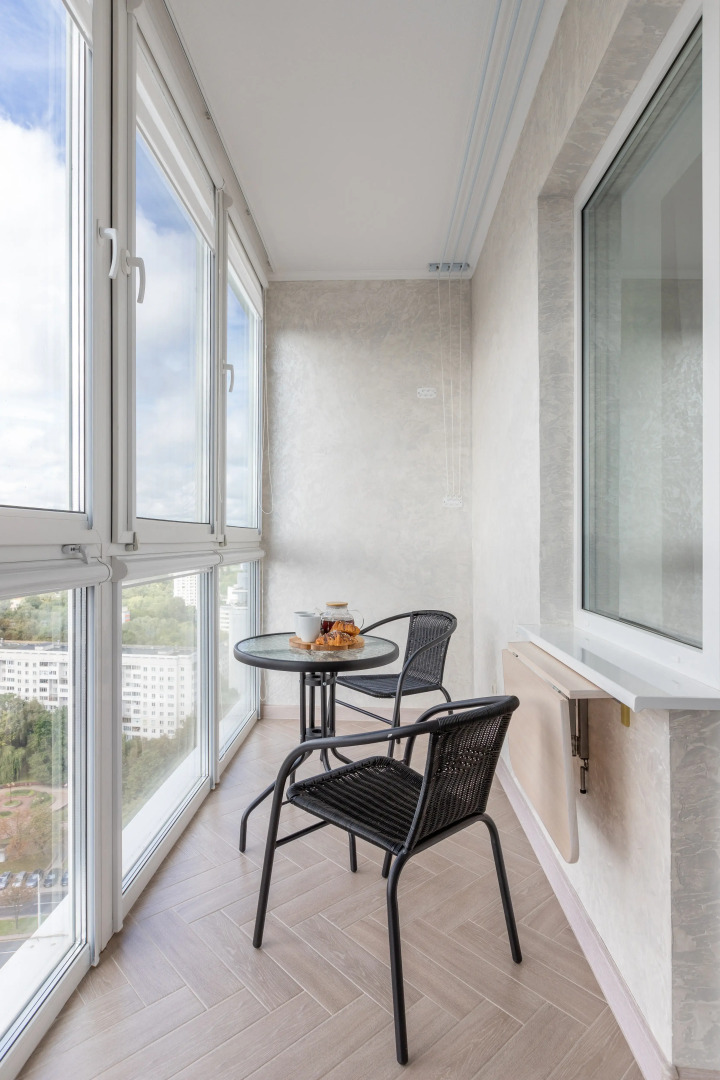 Апартаменты трёхкомнатные с видом на Национальную библиотеку