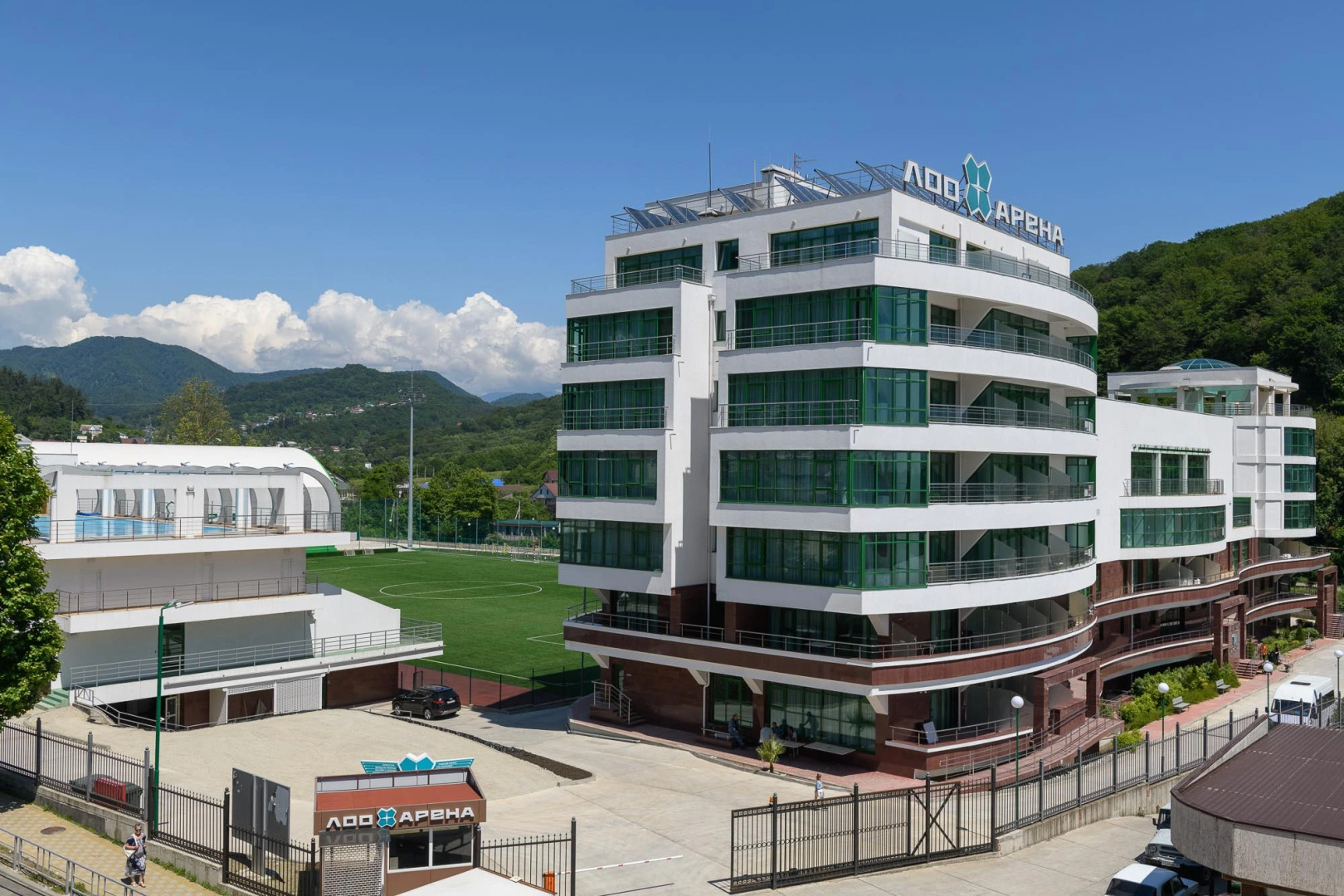 Отель ЛОО-АРЕНА