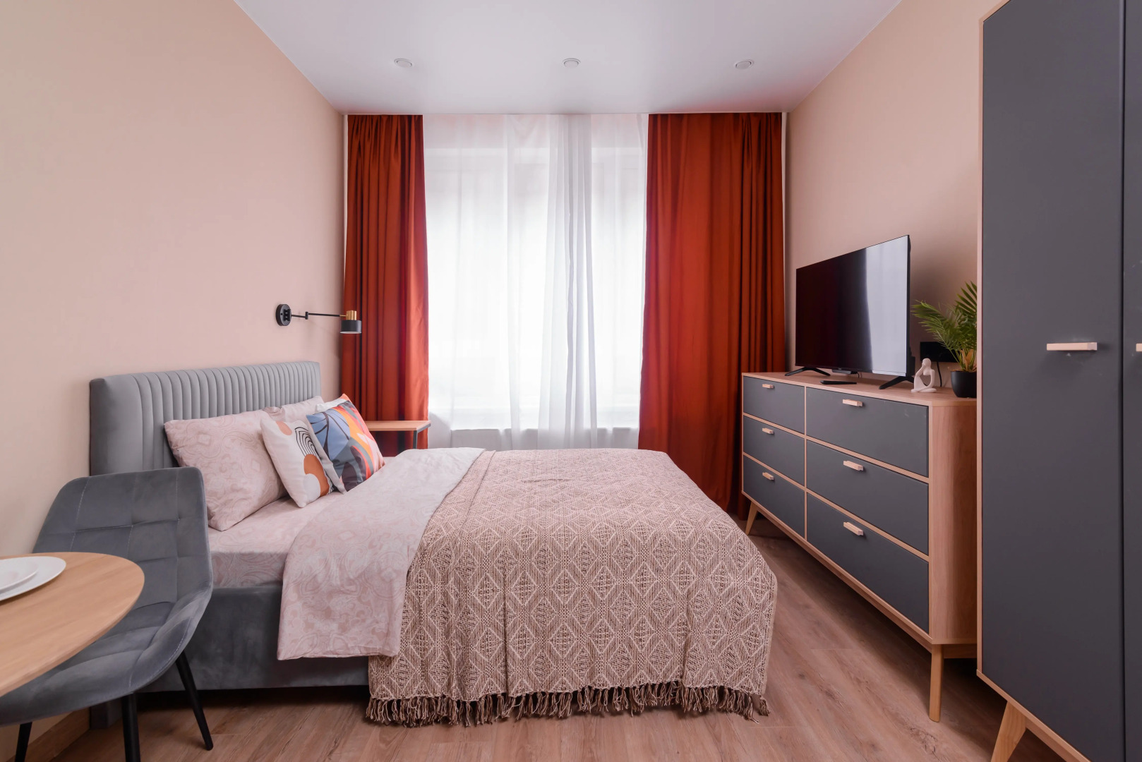 Квартира FolkFort Лесная Студия на Лобановском 9 Идеальна для Отдыха и Работы