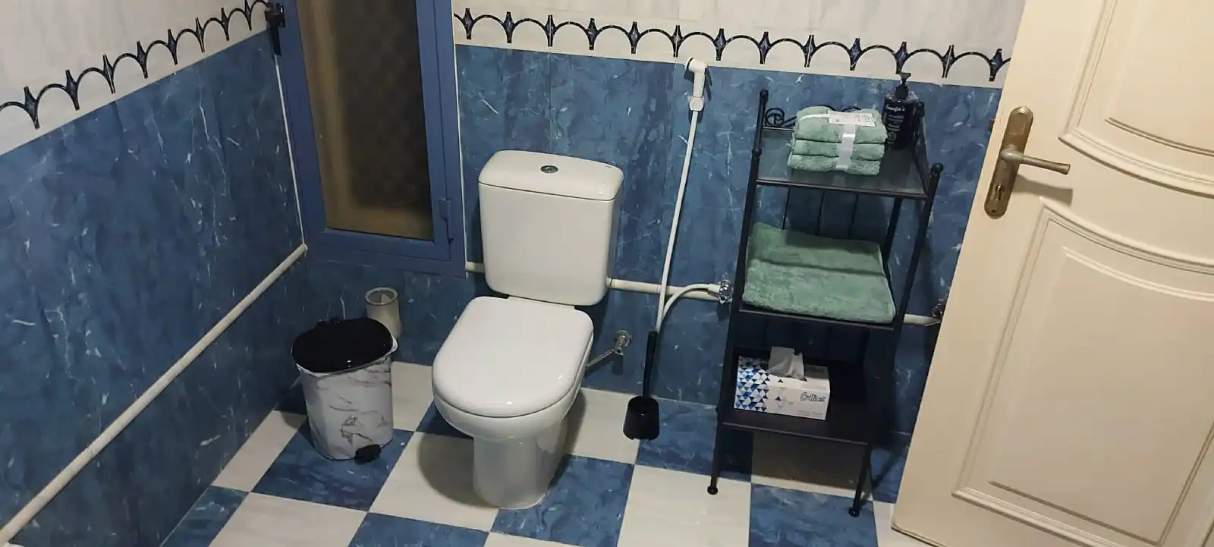 Na Beregu Morya Oae Villa