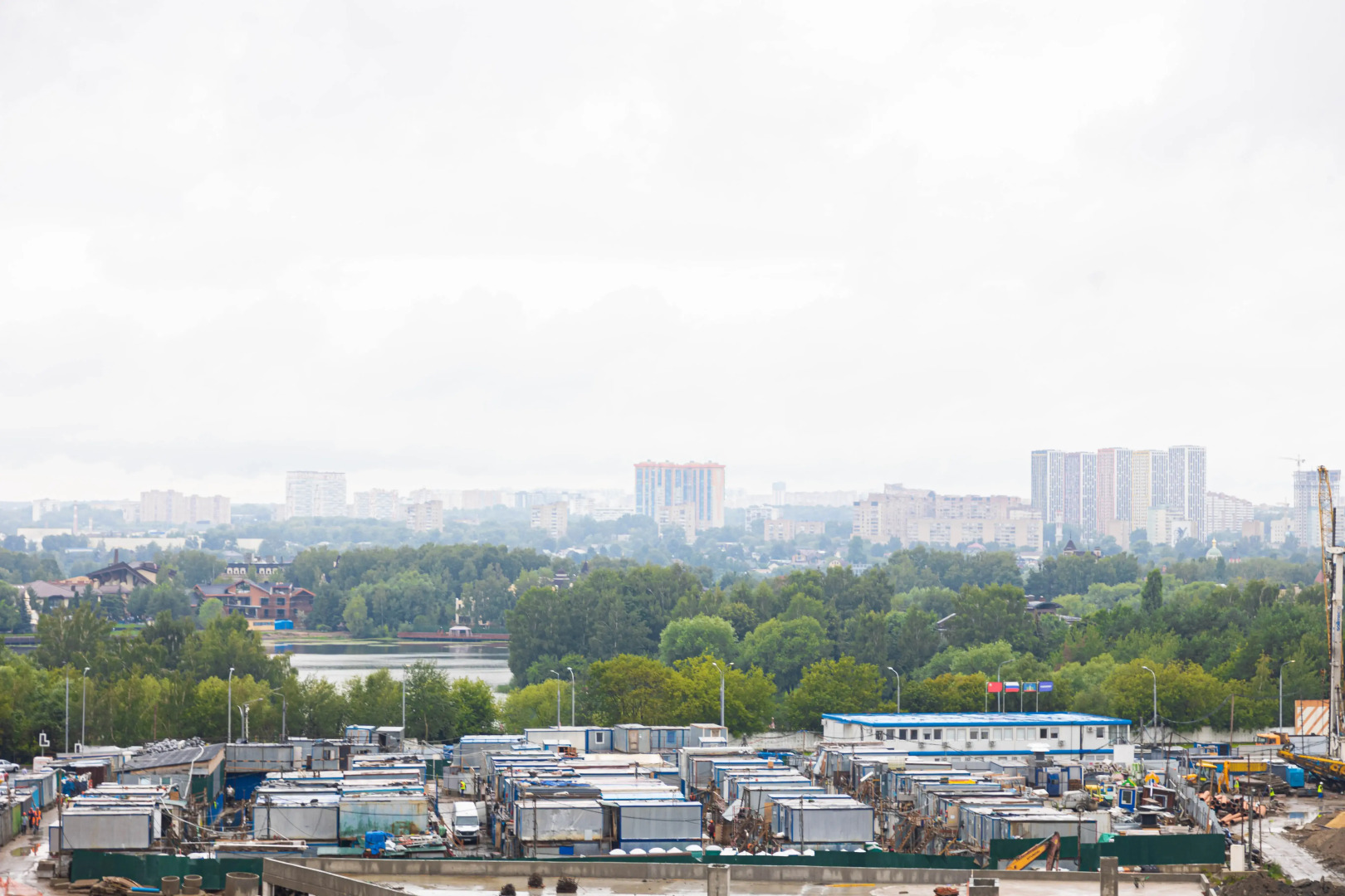 Апартаменты студия на Липовой Рощи