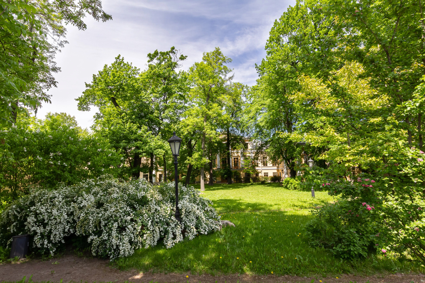 Апартаменты Романтические на Галерной