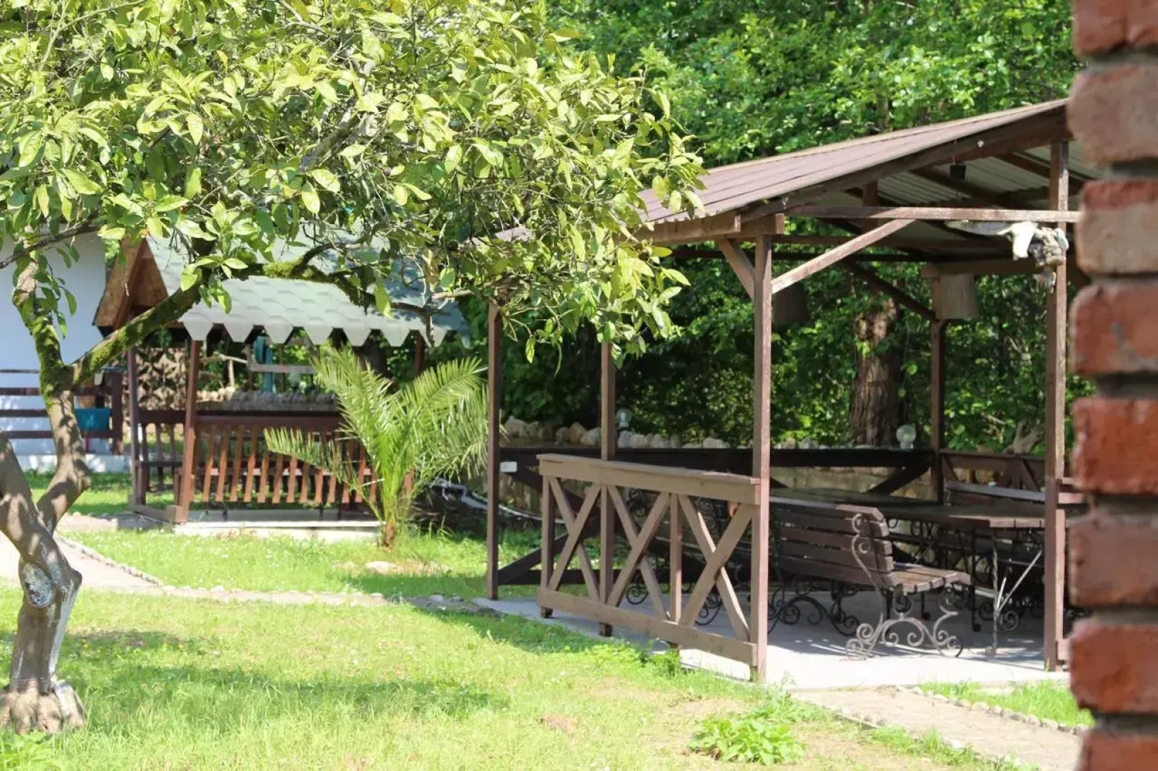 Мини-отель Ручей, посёлок Нижняя Эшера