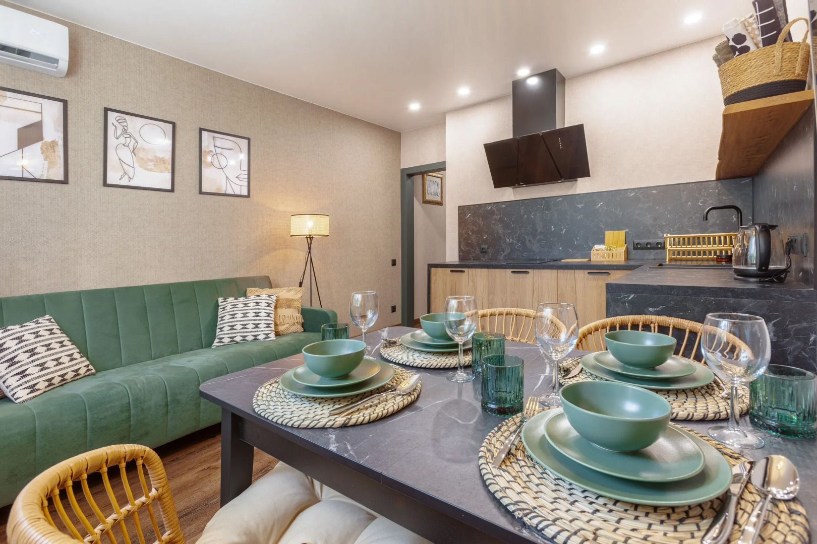 Квартира Aparts Pro+ ЭкоШарм — стильная с уютной атмосферой