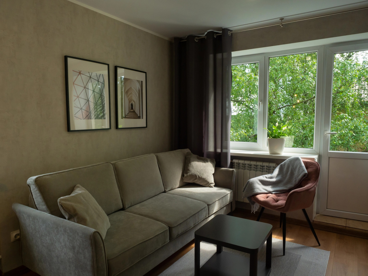 Квартира в Центре с Видом на Озеро