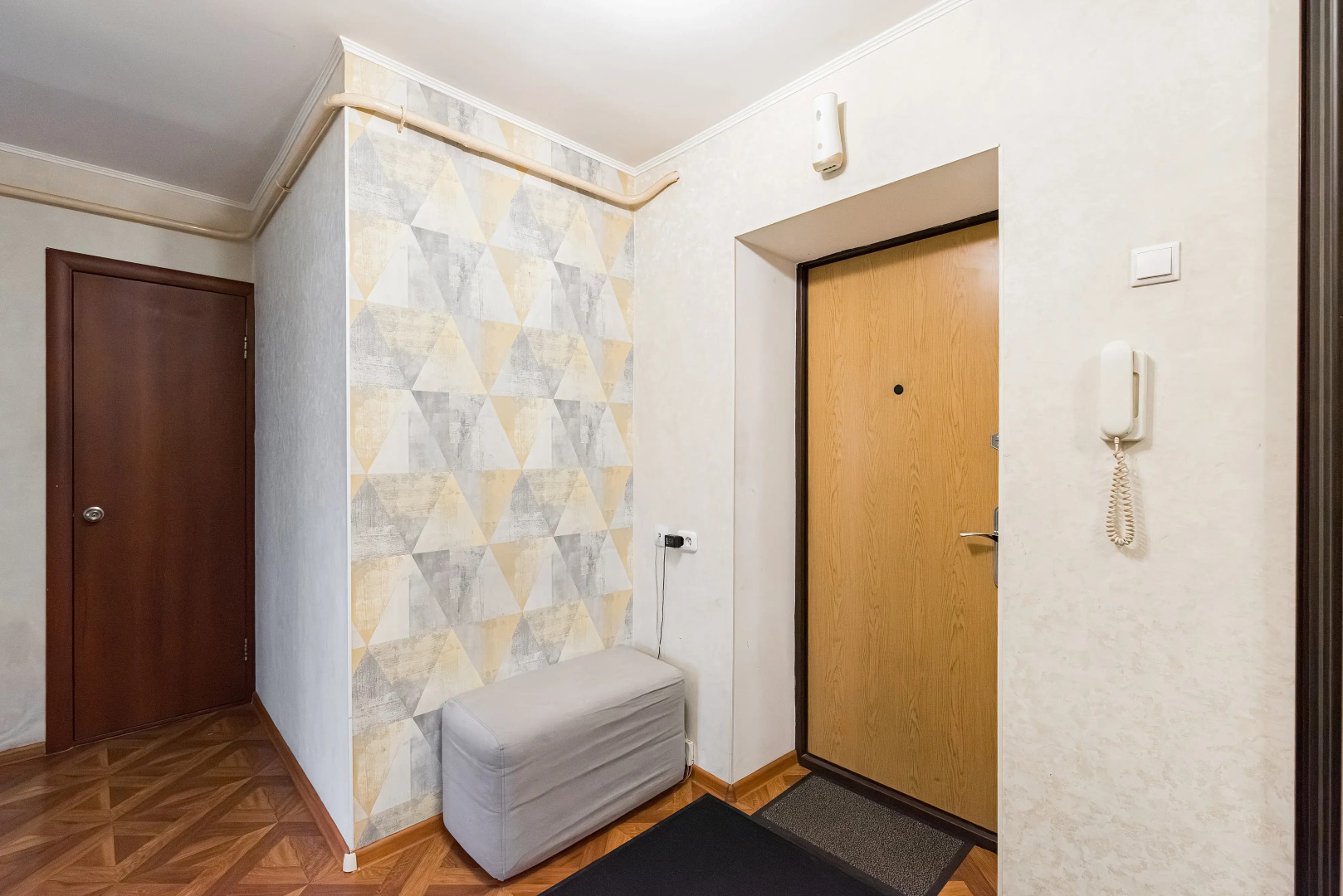 Апартаменты Apart+ Мельникайте 9