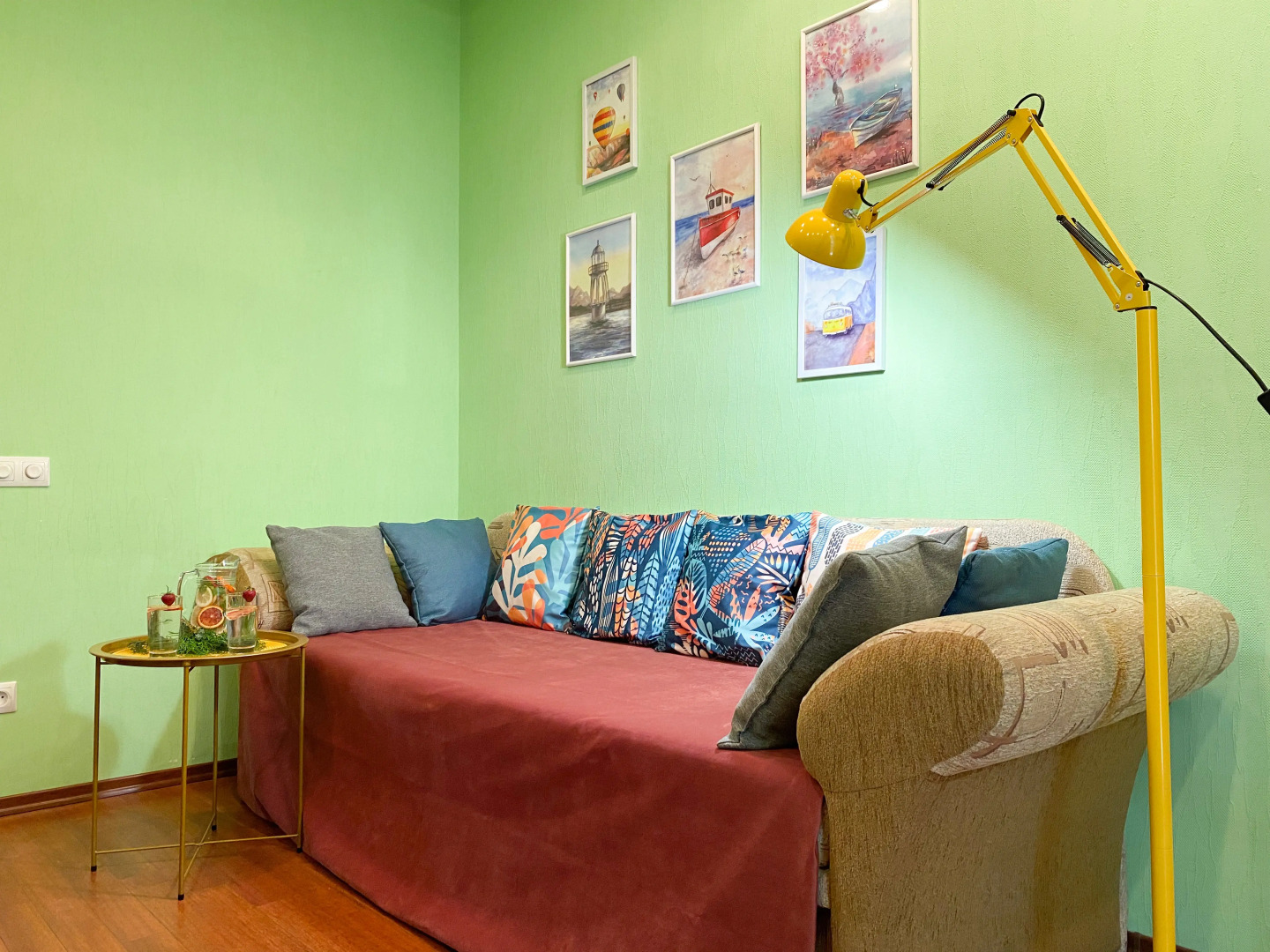 Апартаменты Счастье жить в центре Севастополя