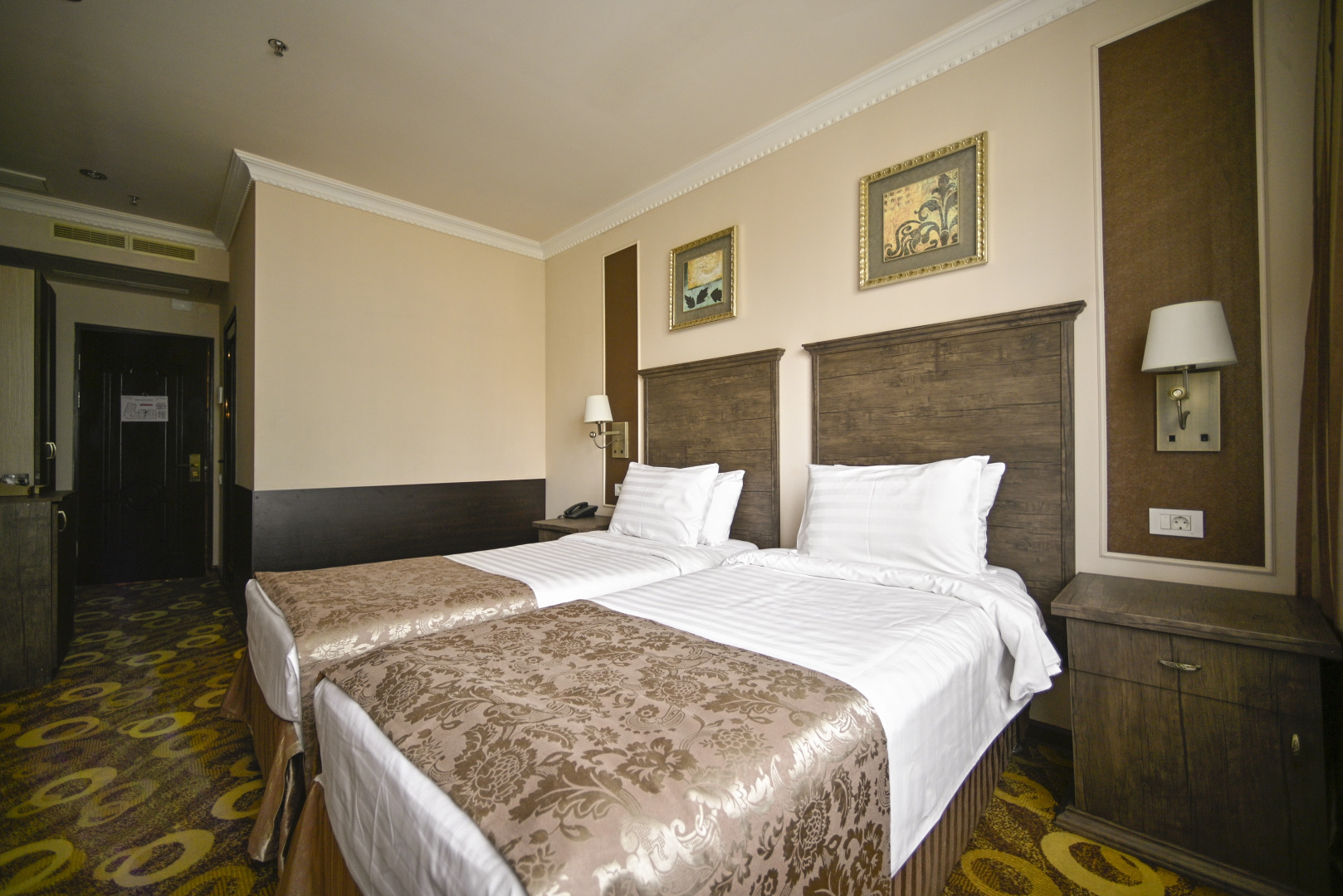 Imperial Palace Hotel