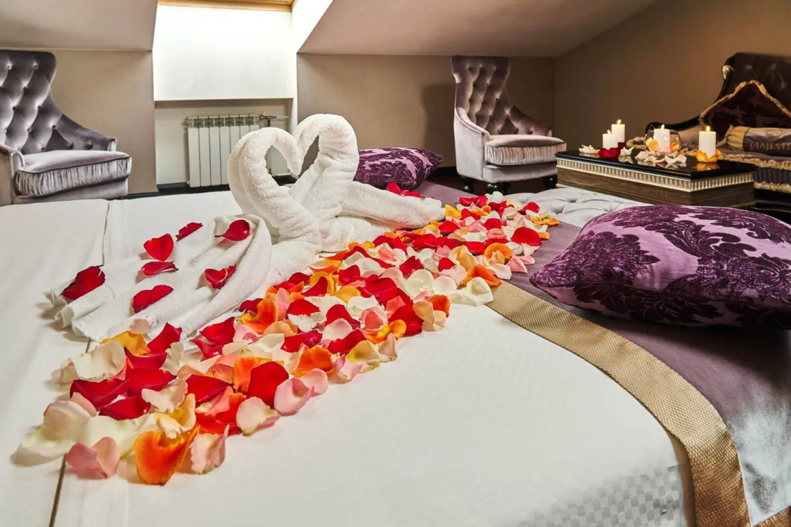 Маджестик Бутик Отель Делюкс