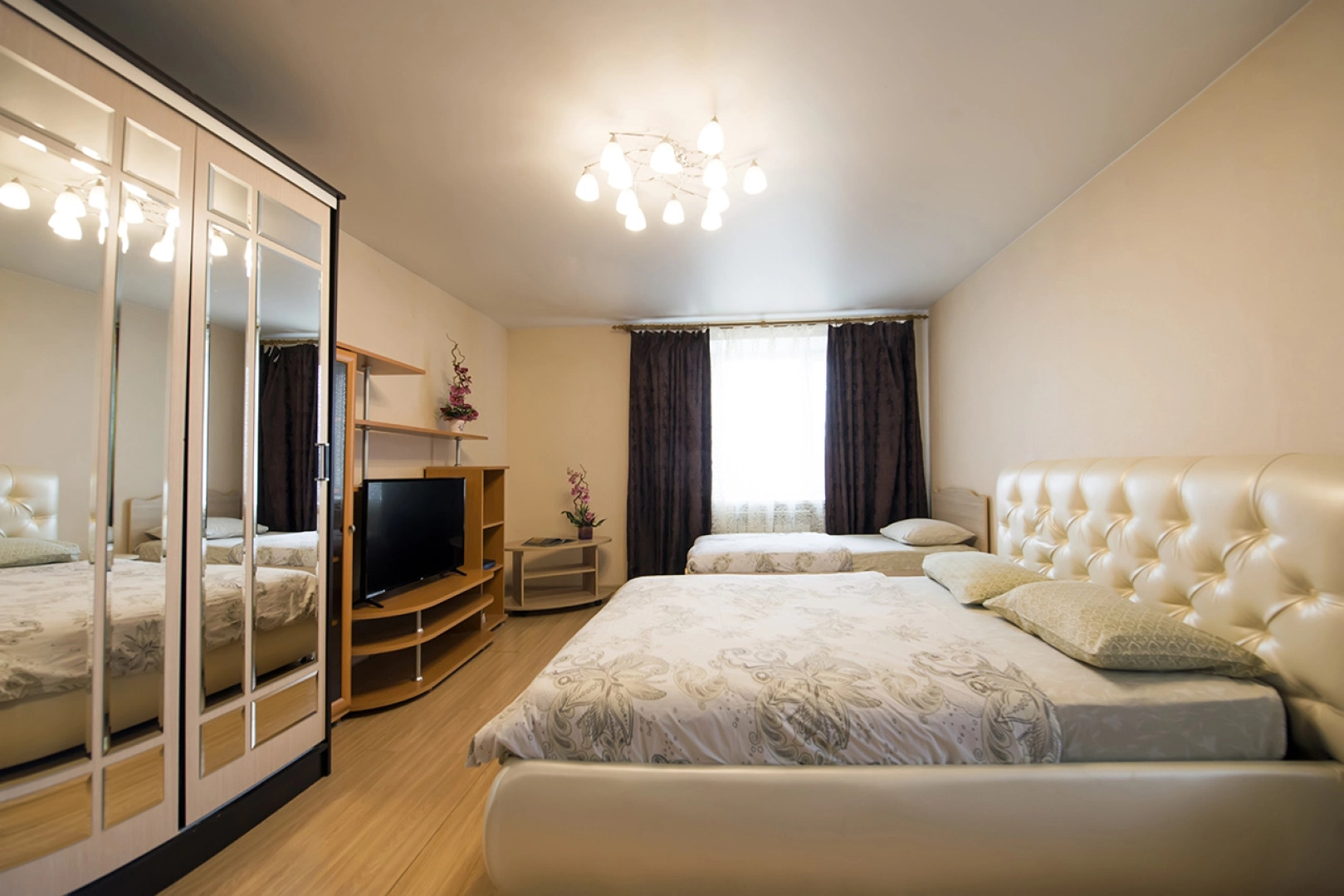 Квартира на Челюскинцев 62 НаСутки35