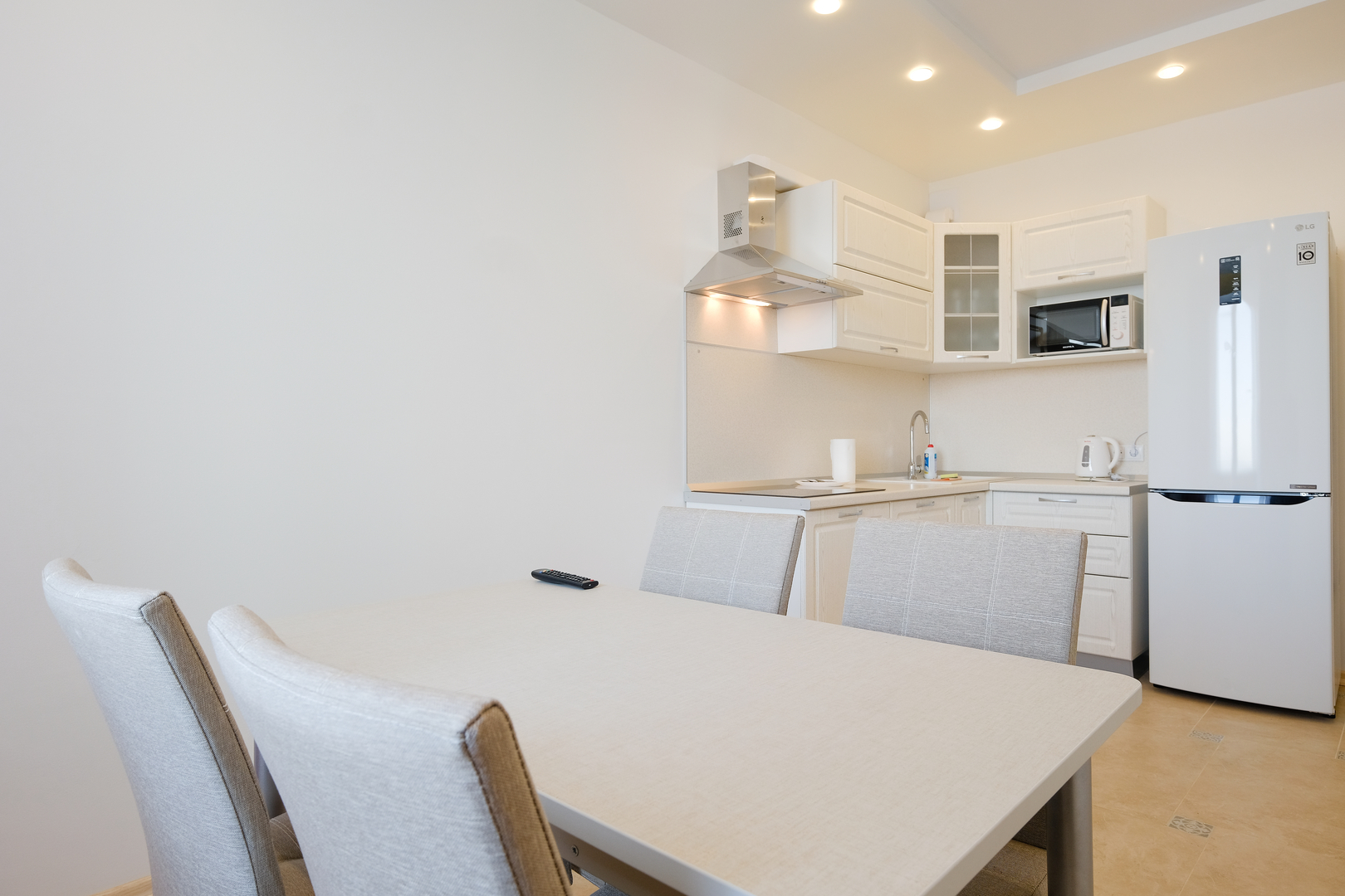 Апартаменты Петровские на Советской 90 №1