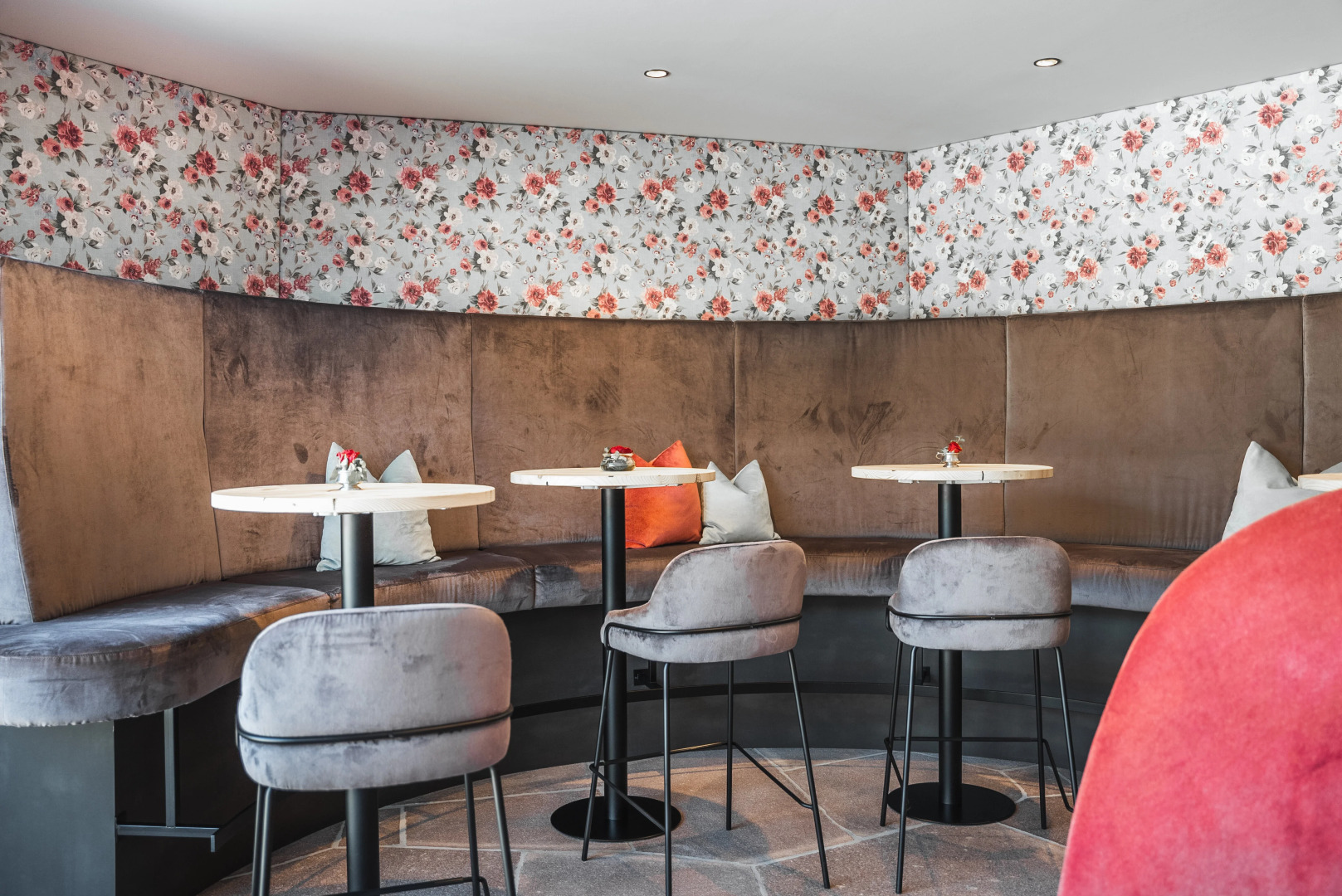 La Cort My Dollhouse - Adults Only