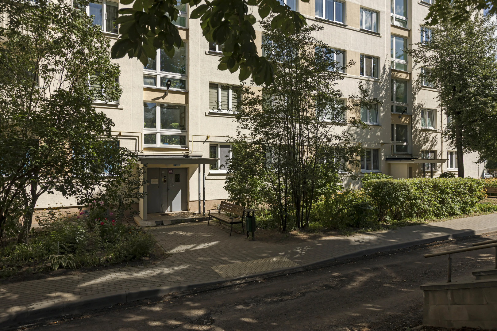 Квартира с дизайнерским ремонтом на Красной