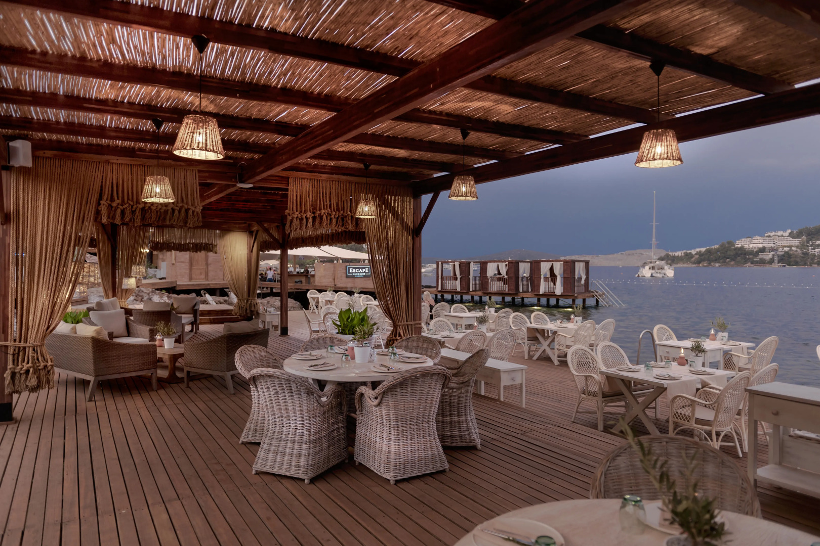 Отель Cape Bodrum Luxury Hotel & Beach