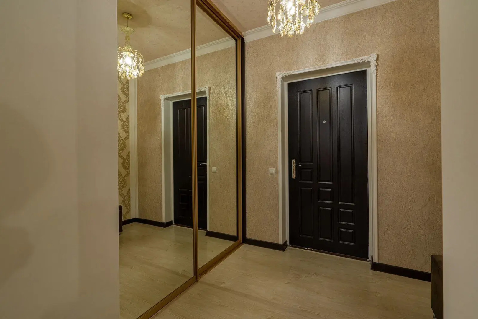 Апартаменты 5 звезд на Шамиля Джикаева 5А