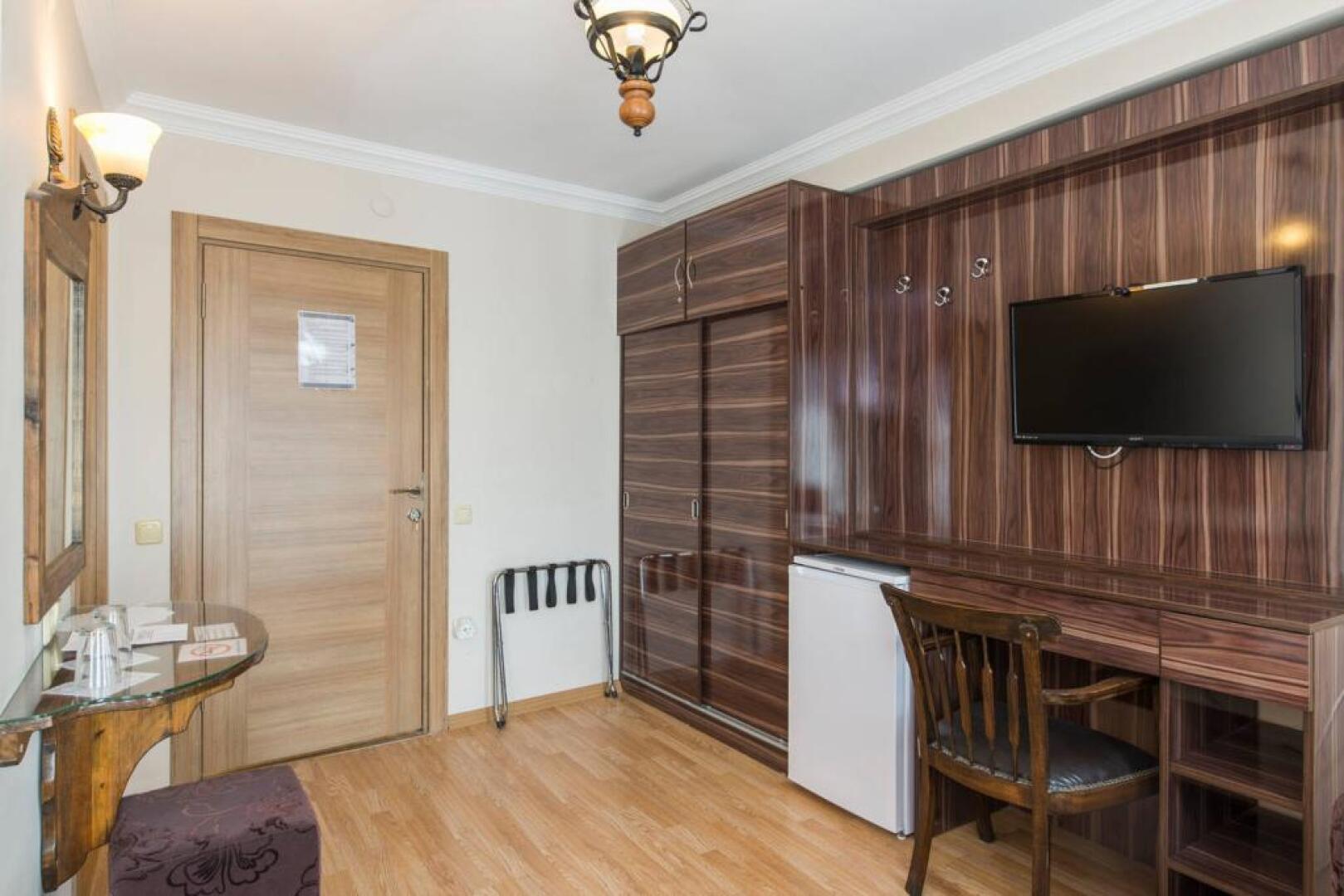 Отель Naz Wooden House Inn