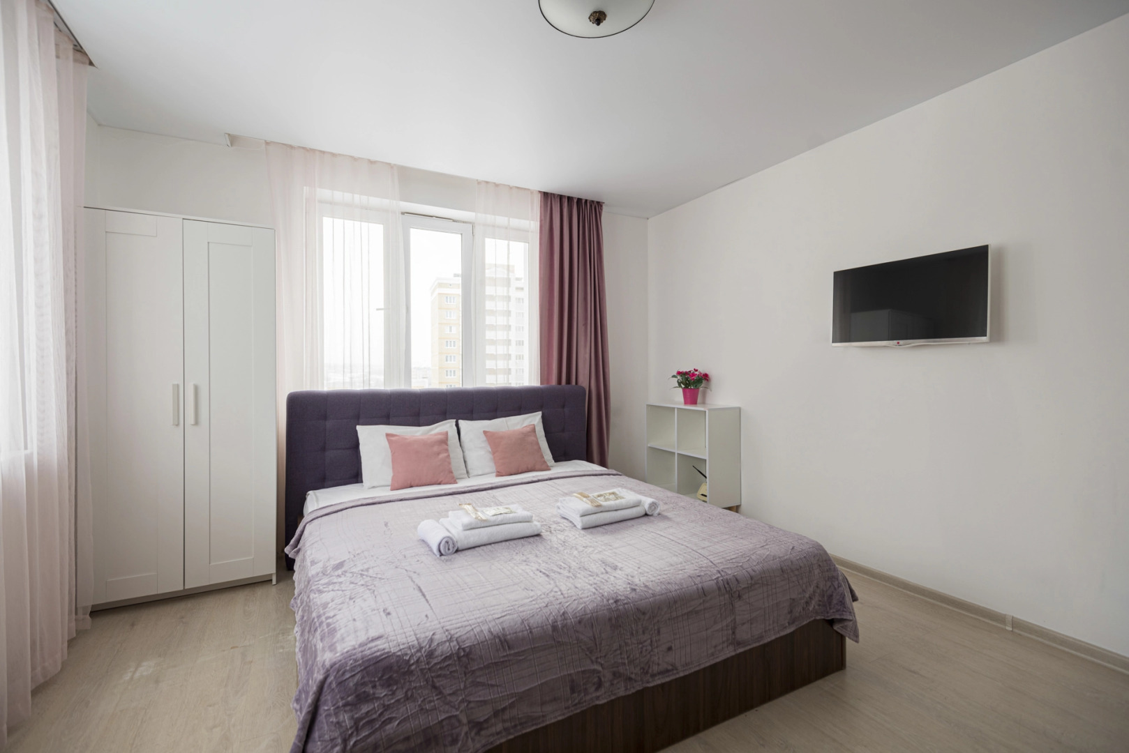 Квартира 2-к недалеко от залива на Радужной 10 от RentAp, 6 сп.мест