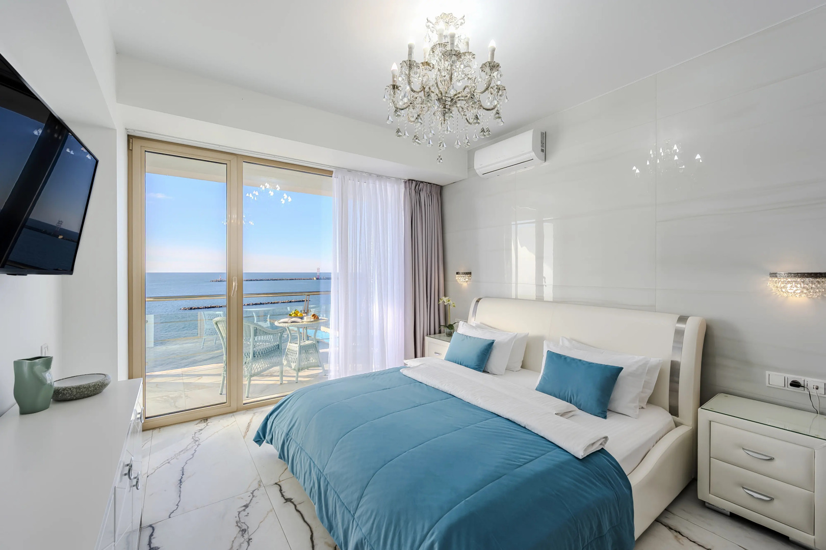 Отель Серенити Премиум