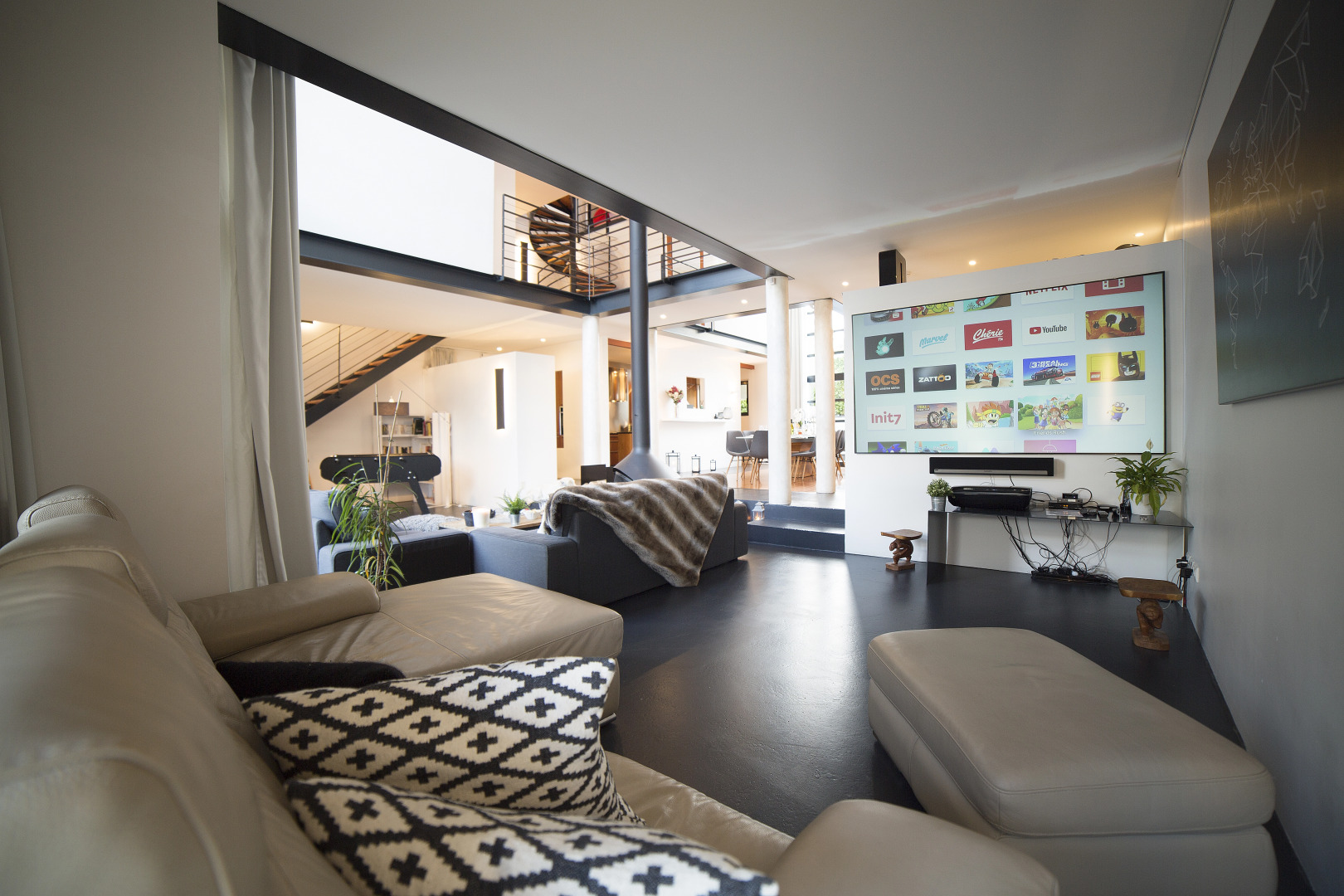 Вилла La Grange Emnitan