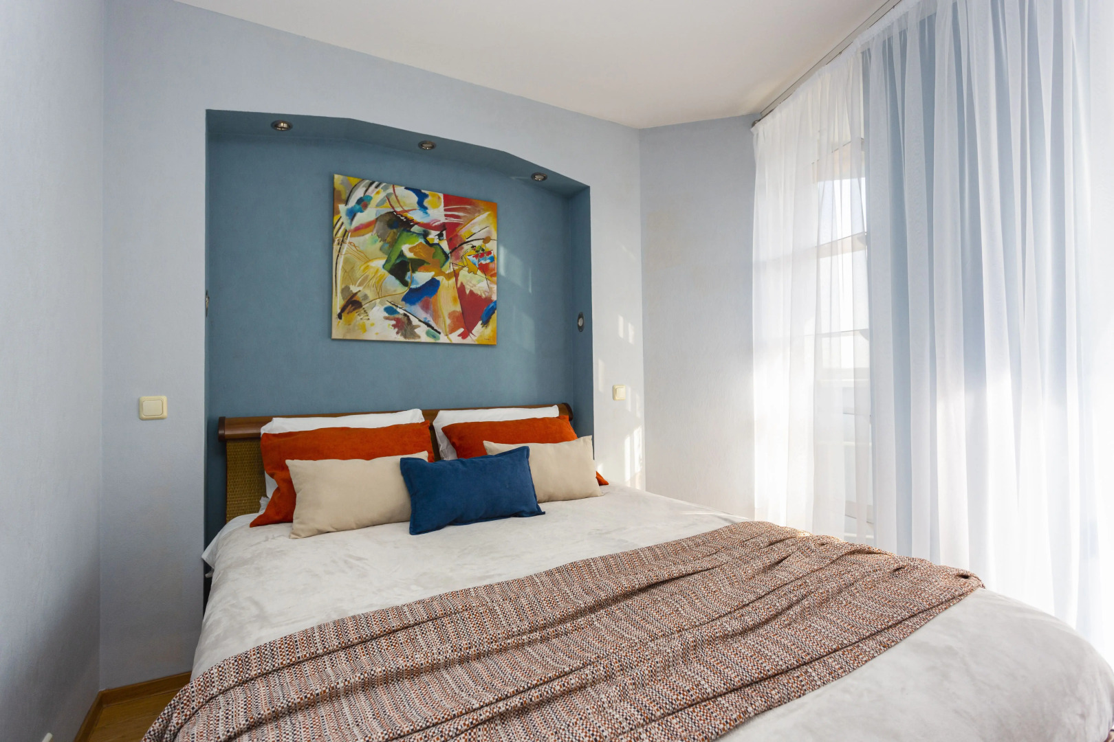 Квартира трехкомнатная в 15 минутах от центра