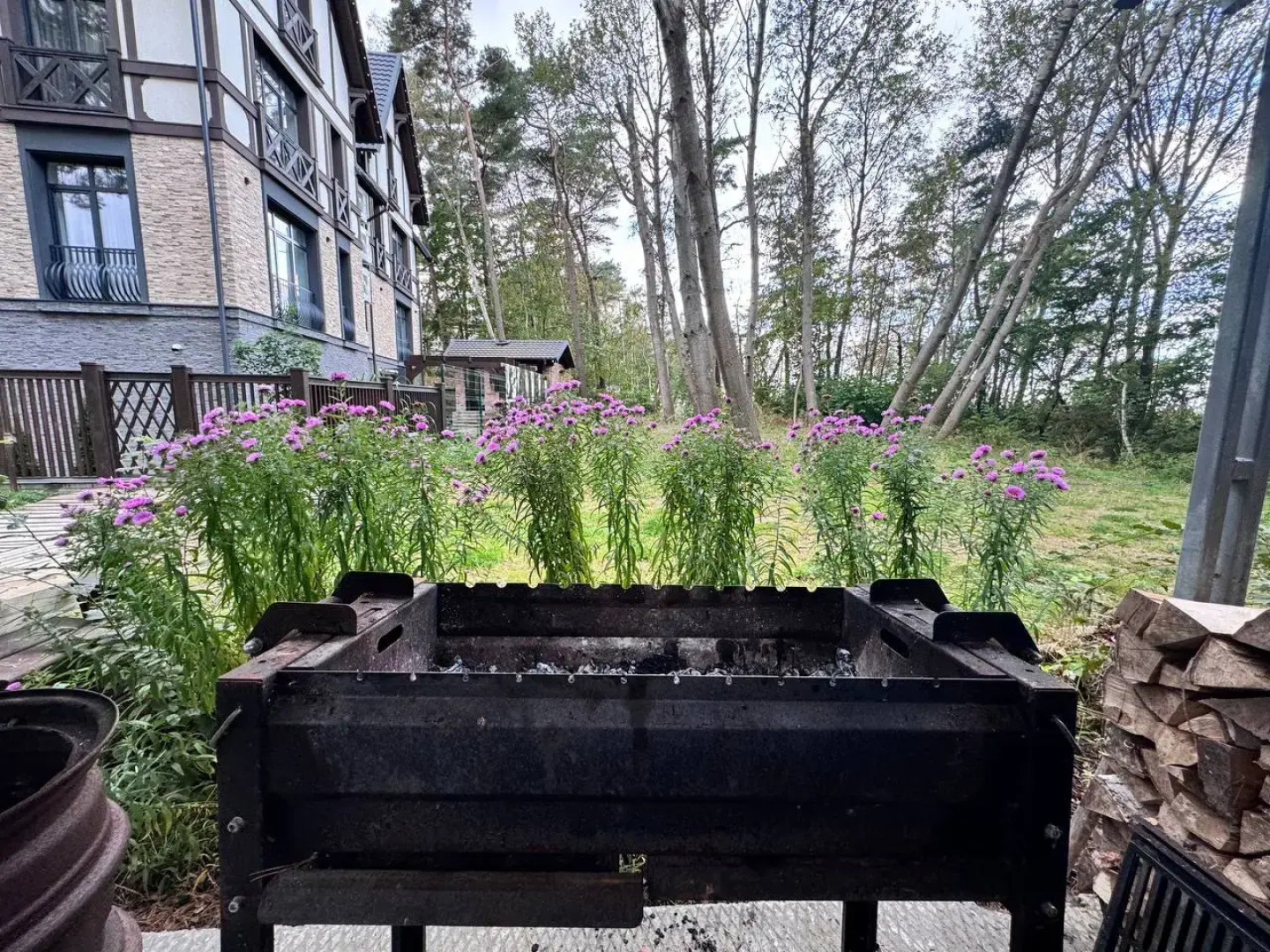 Апартаменты четырехместные 39квартир с зоной барбекю