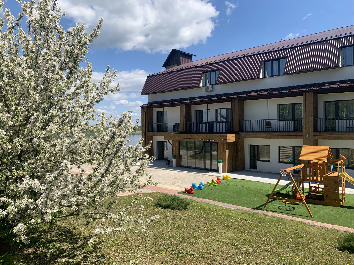 Отель Нерядово