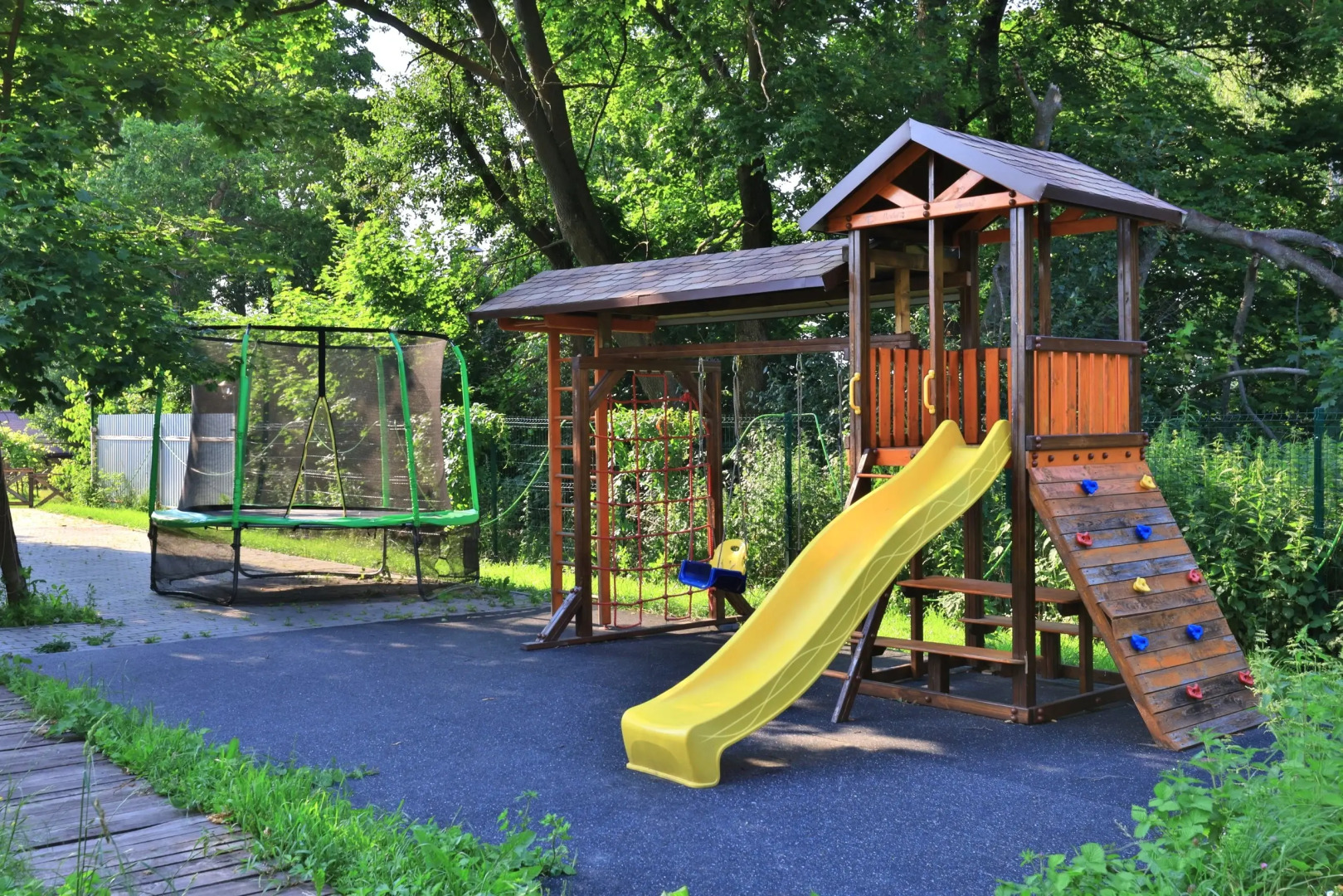 Гостевой дом Загородный Комплекс Слобода