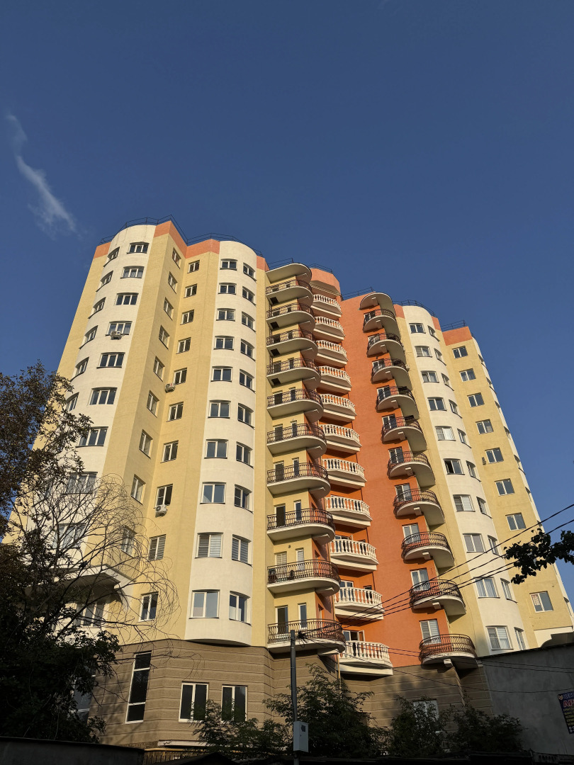 Квартира новая двухкомнатная с видом на город