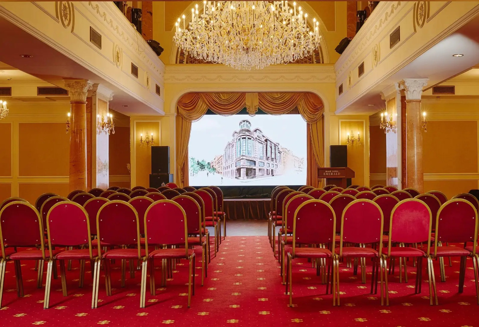 Отель Гранд Отель Эмеральд