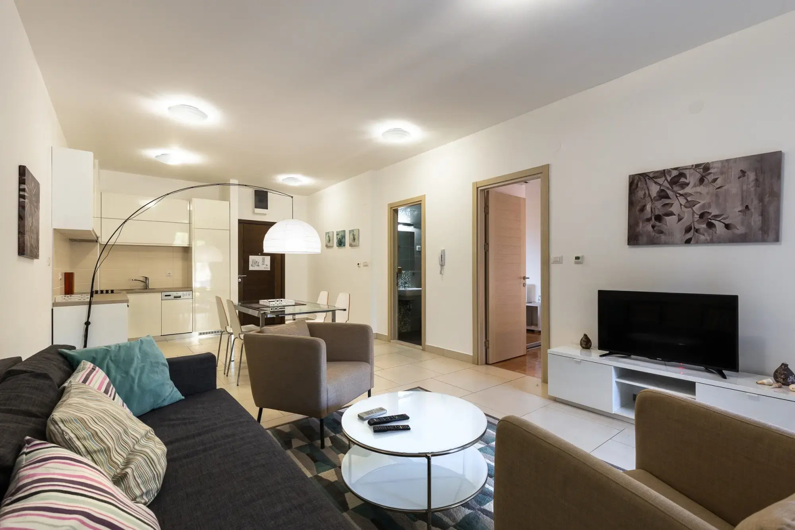 Апартаменты Gorgeous Morinj Resort