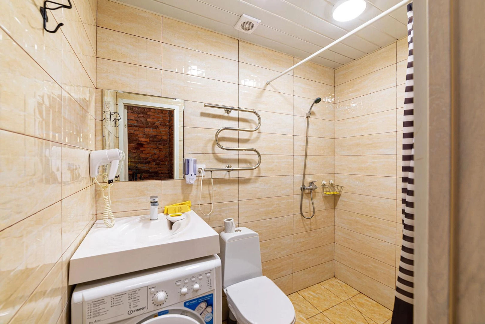 Мини-отель Черное дерево