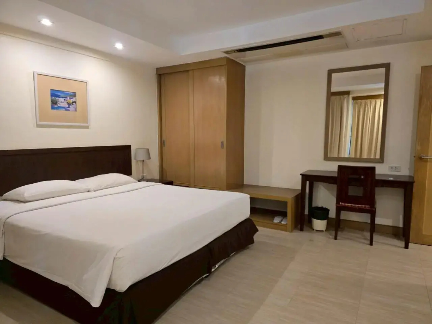 Отель Tropicana 