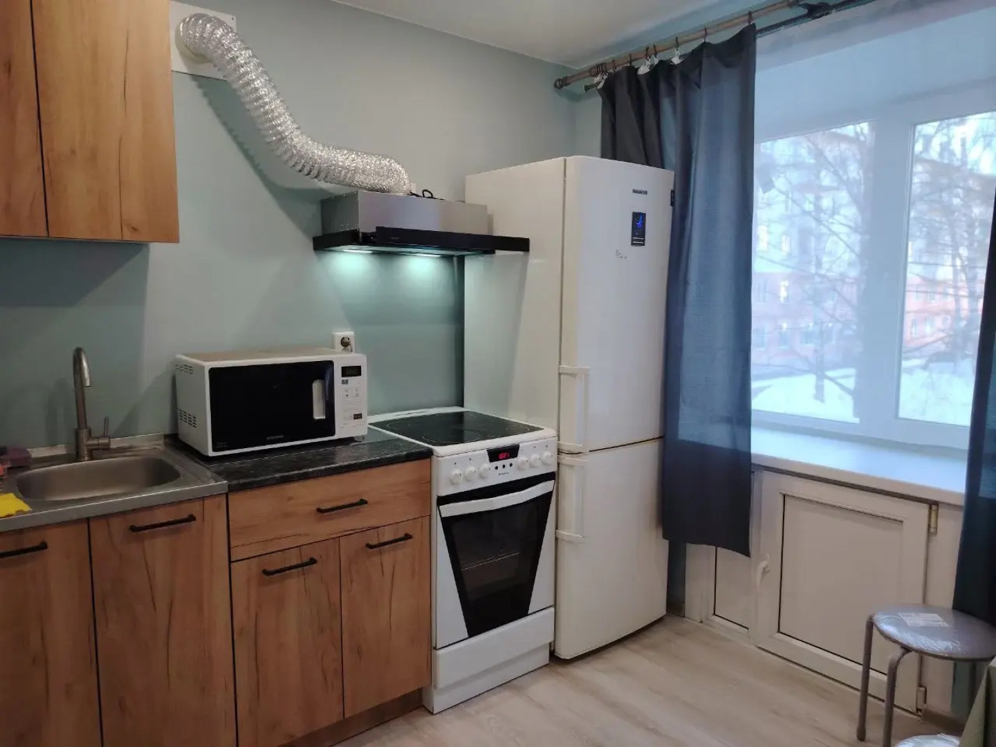 Квартира Просторная двухкомнатная квартира рядом с дк распадским