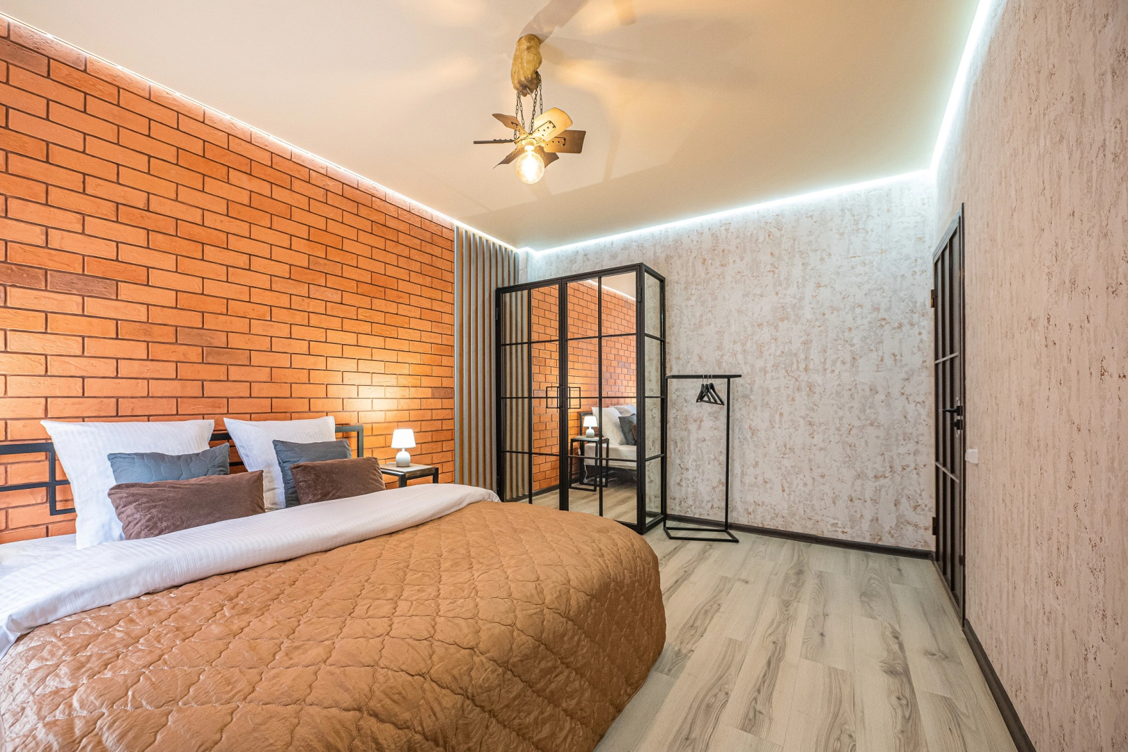 Апартаменты Пять Звёзд на Кировке