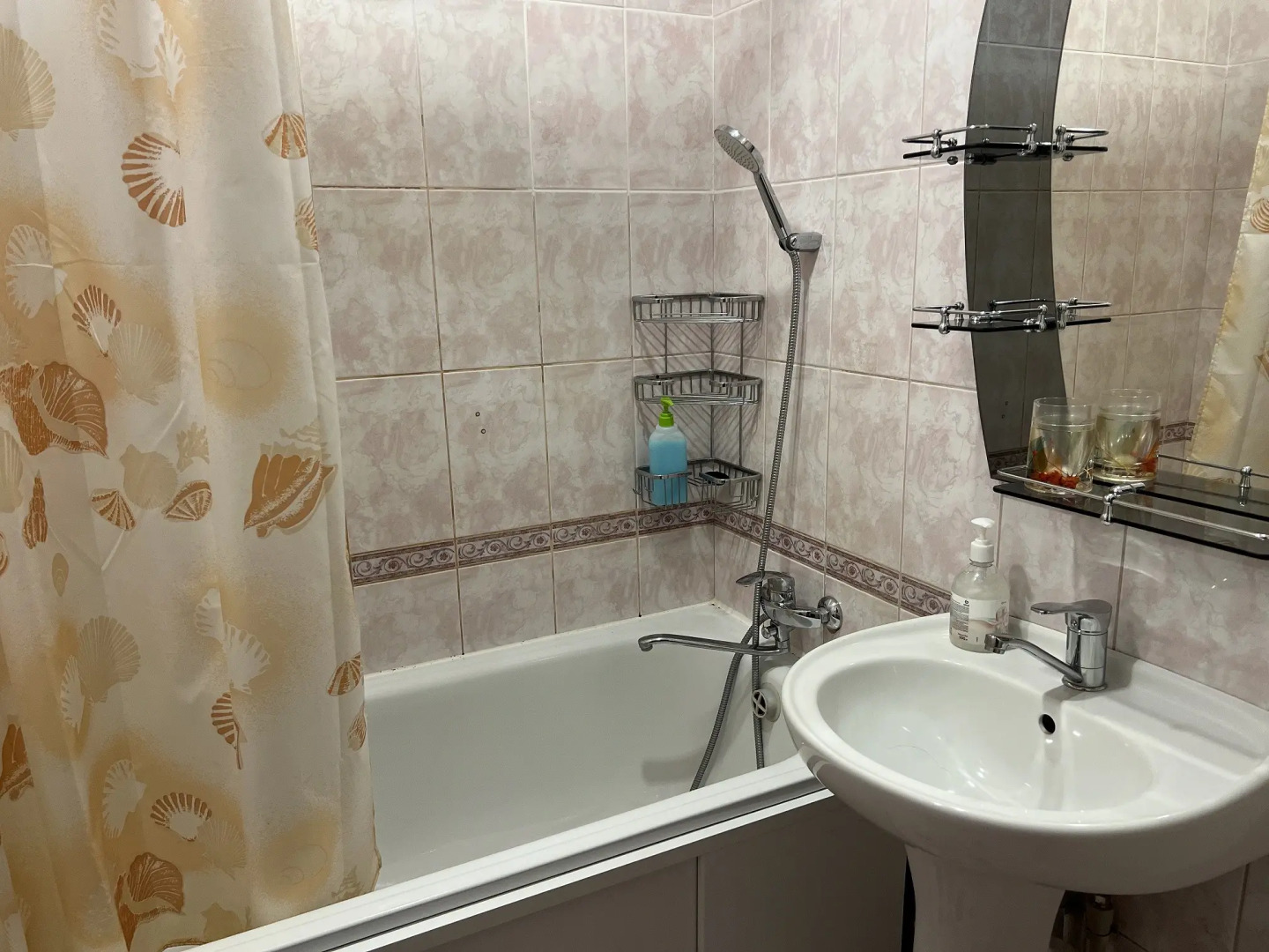 Апартаменты Двухкомнатная квартира рядом с Мамаевым Курганом