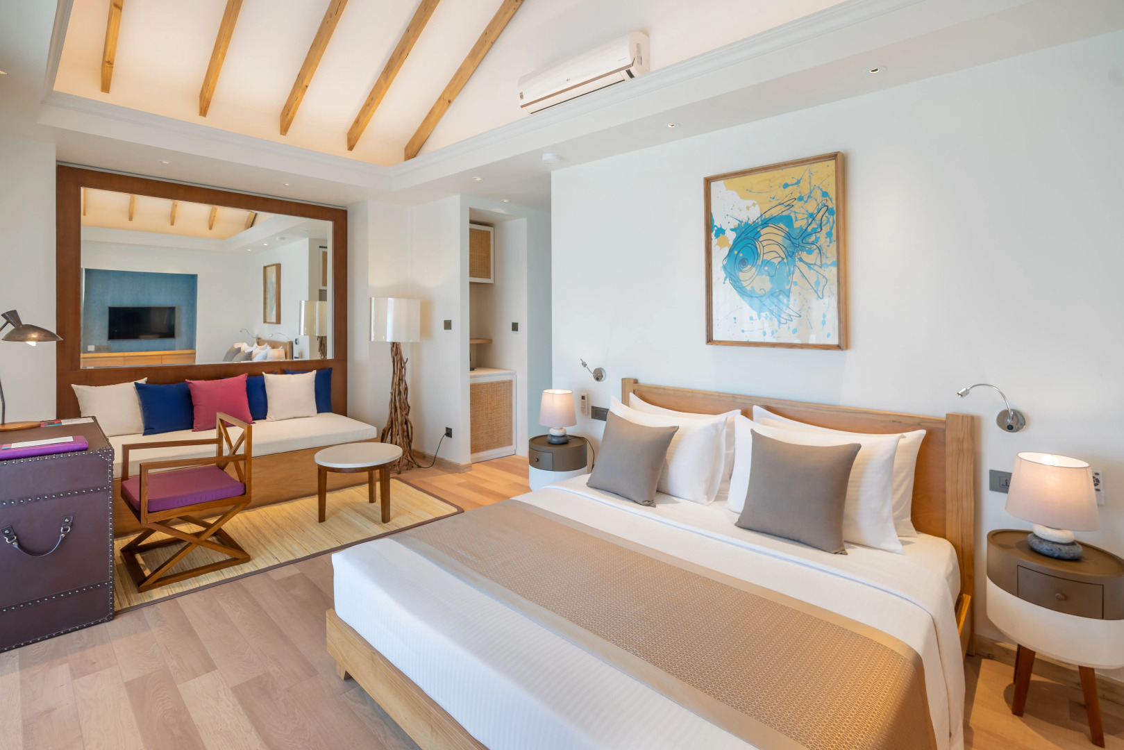 Отель Ellaidhoo Maldives by Cinnamon