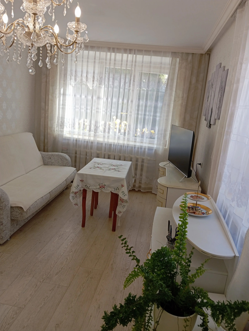 Квартира Светлая веселая единичка в двух километрах от ЖД вокзала