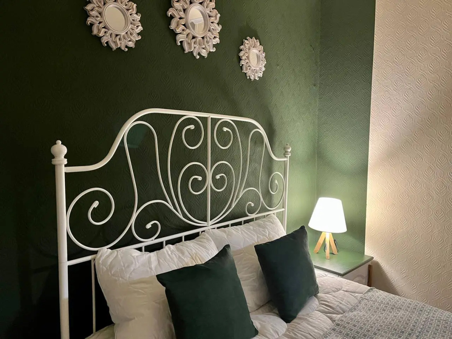 Квартира Ваш Рантье на Полярных Зорях 41/1 близ ресторана Тундра