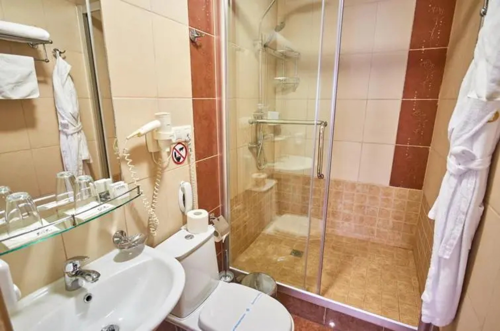 Отель Форум