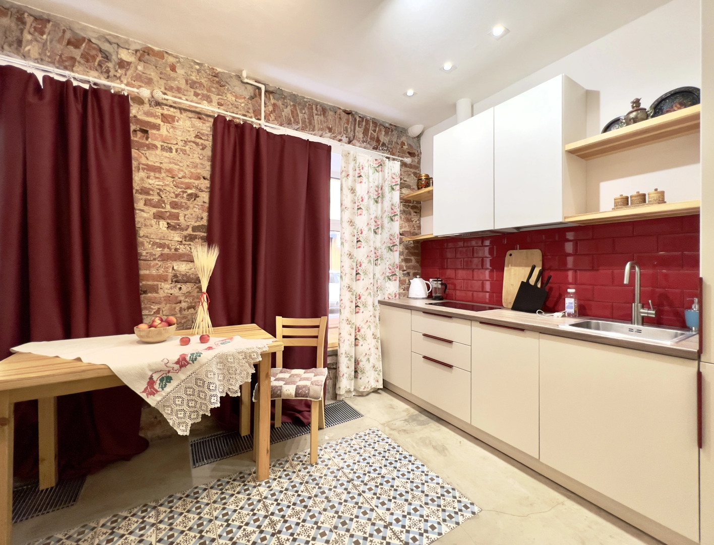 Апартаменты Яркие Апартаменты рядом с Дворцовой площадью