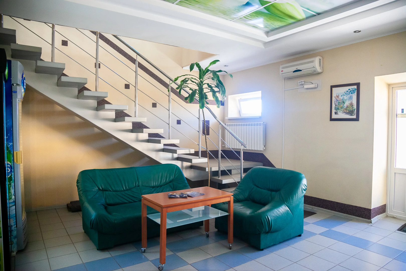 Отель Спутник